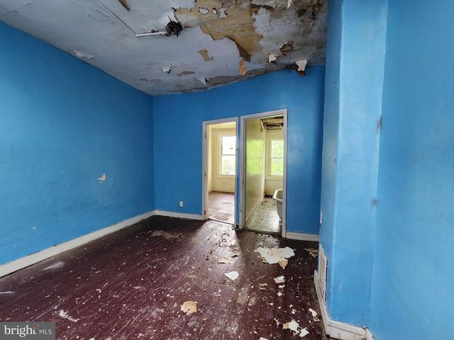 2021 RIDGEHILL AVE, Baltimore, MD 21217