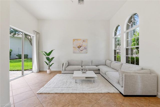 12730 Aviano DR, Naples, FL 34105