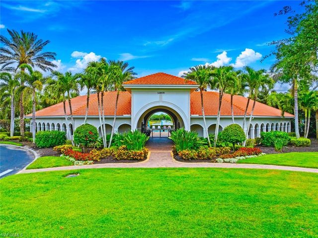 12730 Aviano DR, Naples, FL 34105