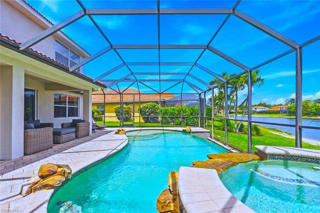 12730 Aviano DR, Naples, FL 34105