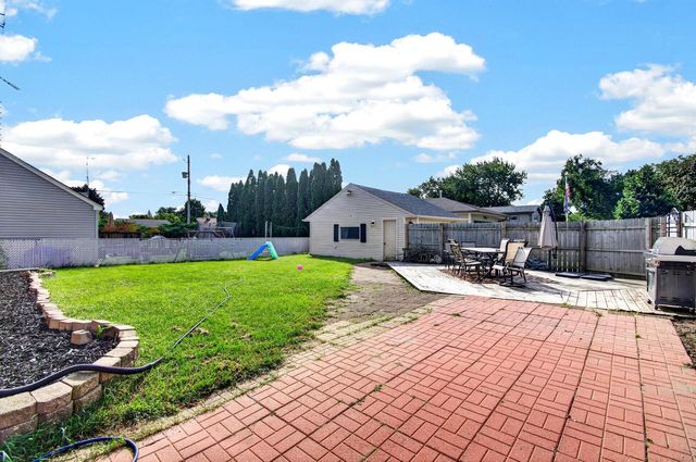 2021 79th STREET, Kenosha, WI 53143