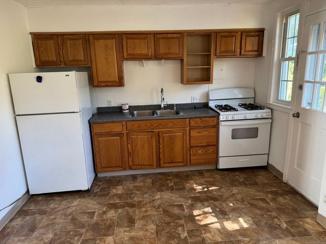 22 Saint James Street #D, Manchester, CT 06040