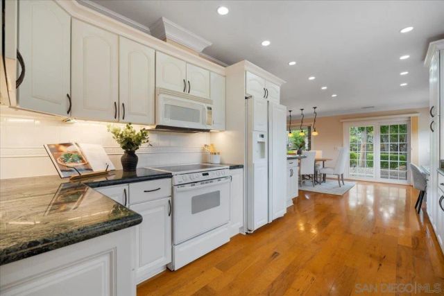 17782 Via Alta Mirasol, San Diego, CA 92128