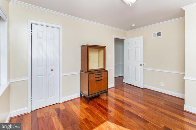 3206 BURGUNDY RD, Alexandria, VA 22303