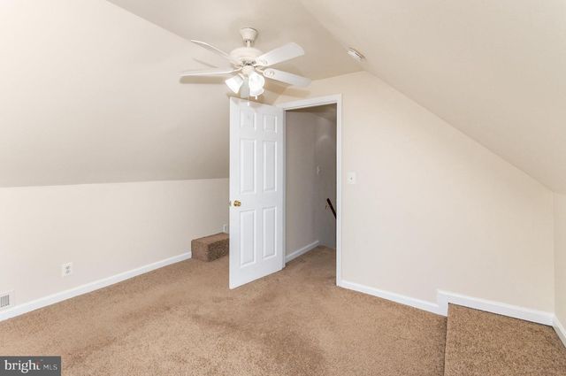 3206 BURGUNDY RD, Alexandria, VA 22303