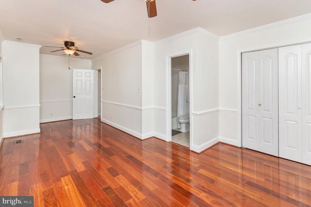 3206 BURGUNDY RD, Alexandria, VA 22303