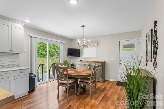 1573 11th Street NW, Hickory, NC 28601