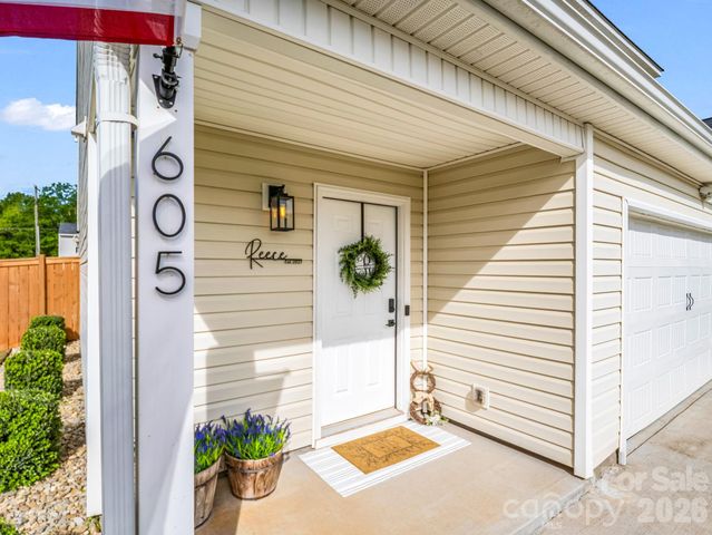 605 Tacoma Trail, Spartanburg, SC 29307