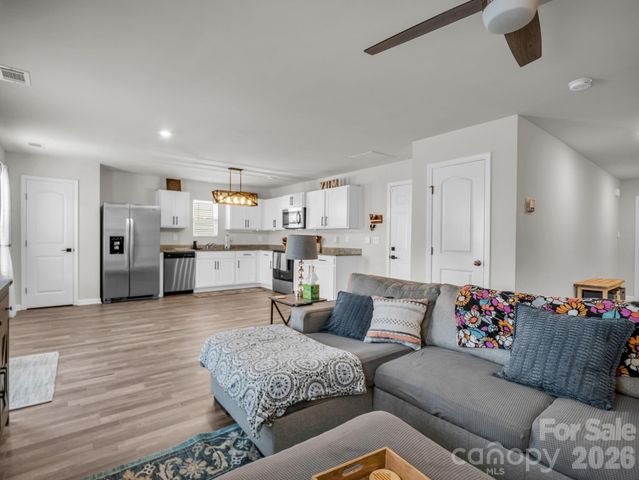 605 Tacoma Trail, Spartanburg, SC 29307