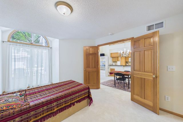 1744 Maple Court, Falcon Heights, MN 55113