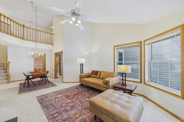 1744 Maple Court, Falcon Heights, MN 55113