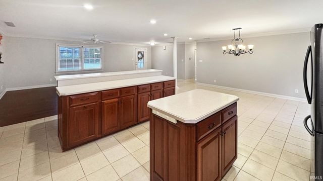 6777 Oak Grove Road, Newburgh, IN 47630