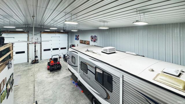 6777 Oak Grove Road, Newburgh, IN 47630