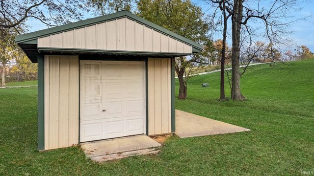 6777 Oak Grove Road, Newburgh, IN 47630