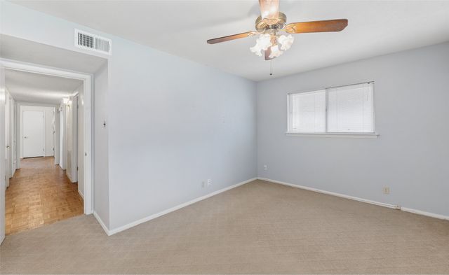 1607 Windlea Drive, Euless, TX 76040