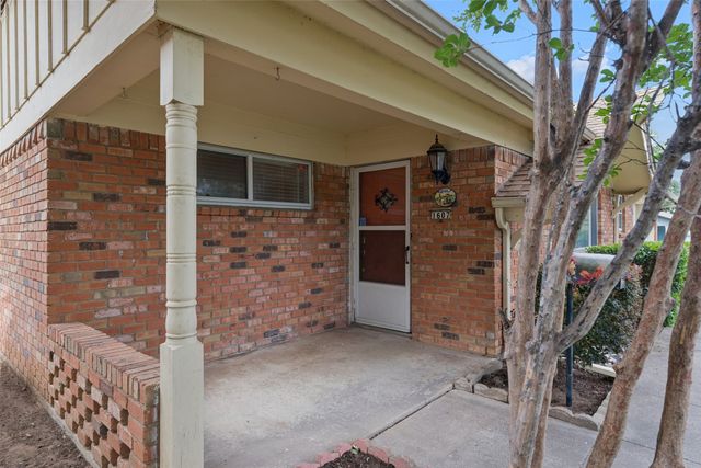 1607 Windlea Drive, Euless, TX 76040