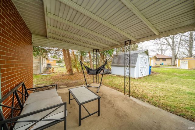 3709 N Lanewood Drive, Muncie, IN 47304