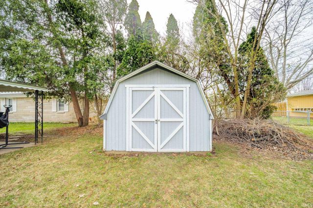 3709 N Lanewood Drive, Muncie, IN 47304