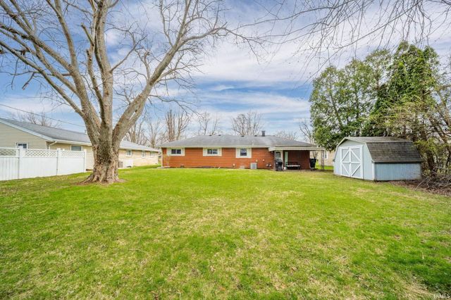 3709 N Lanewood Drive, Muncie, IN 47304