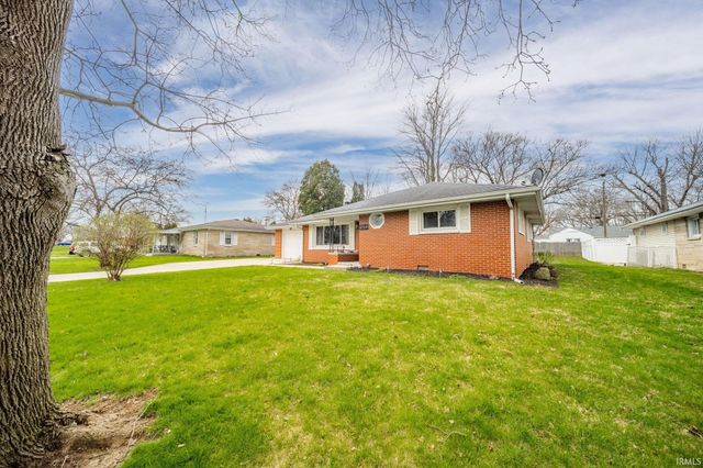 3709 N Lanewood Drive, Muncie, IN 47304