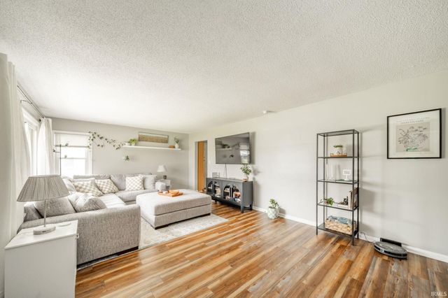 3709 N Lanewood Drive, Muncie, IN 47304