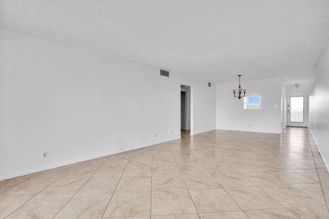 3405 Bimini Lane M4, Coconut Creek, FL 33066