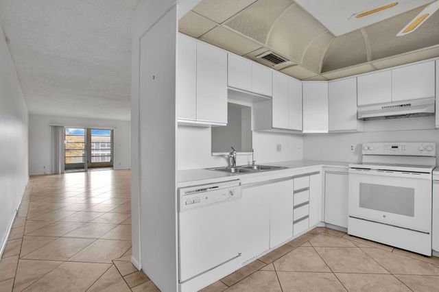 3405 Bimini Lane M4, Coconut Creek, FL 33066