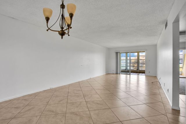 3405 Bimini Lane M4, Coconut Creek, FL 33066