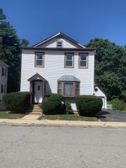 52 Halford St 1, Gardner, MA 01440