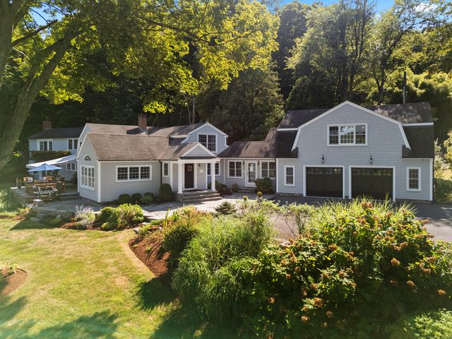 288 Middlesex Avenue, Chester, CT 06412
