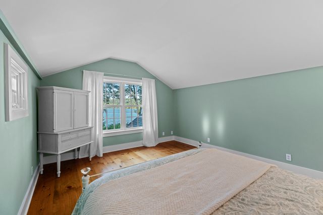 288 Middlesex Avenue, Chester, CT 06412
