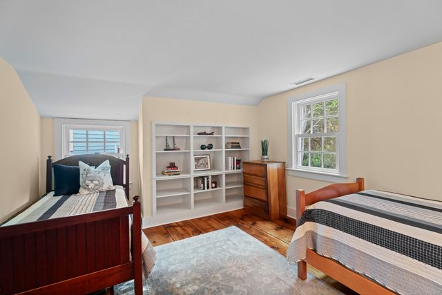 288 Middlesex Avenue, Chester, CT 06412