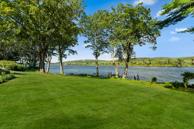 288 Middlesex Avenue, Chester, CT 06412