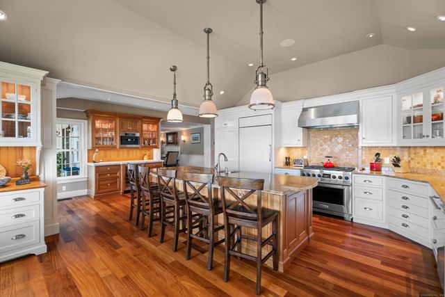 288 Middlesex Avenue, Chester, CT 06412