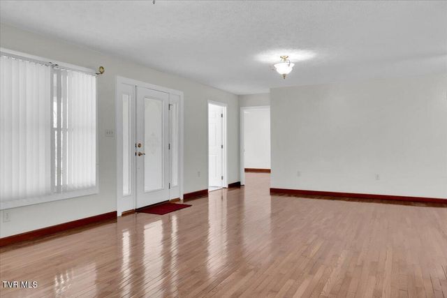 1296 Mountain View Road, Rogersville, TN 37857