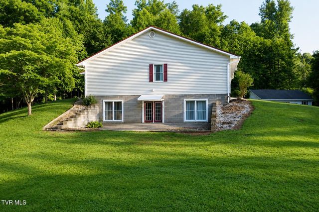 1296 Mountain View Road, Rogersville, TN 37857
