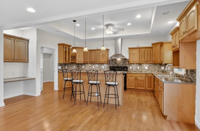 205 Bluegrass Cir, Lebanon, TN 37090