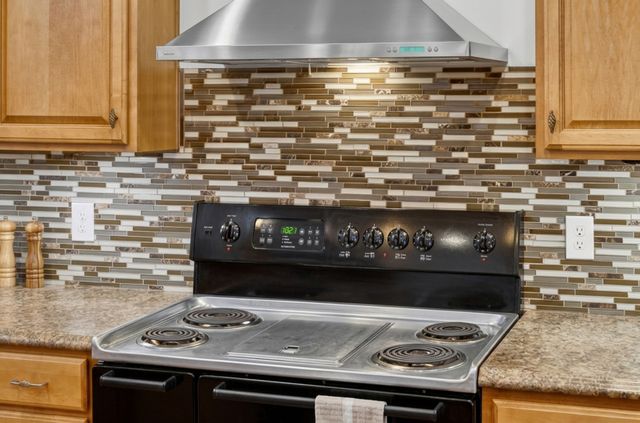 205 Bluegrass Cir, Lebanon, TN 37090