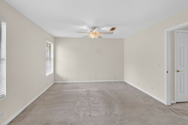 205 Bluegrass Cir, Lebanon, TN 37090