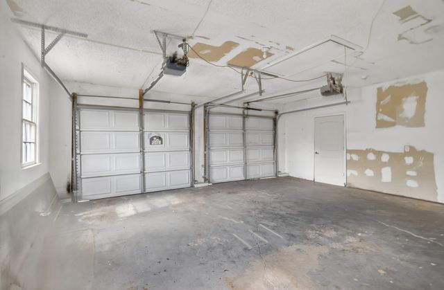 205 Bluegrass Cir, Lebanon, TN 37090