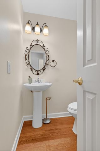 205 Bluegrass Cir, Lebanon, TN 37090