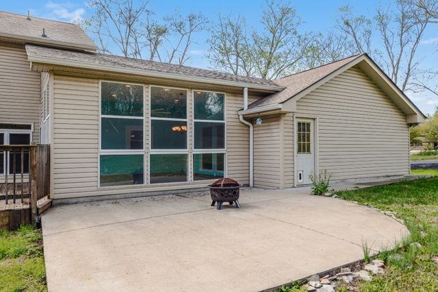 205 Bluegrass Cir, Lebanon, TN 37090