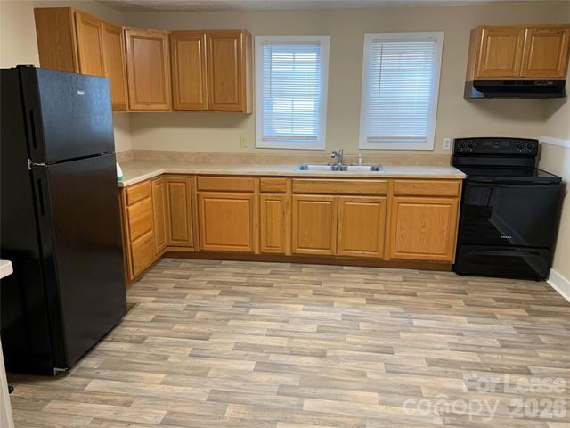 208 Parker Avenue, Mooresville, NC 28115