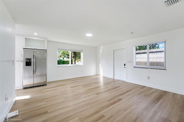 2820 NW 95th St 2, Miami, FL 33147