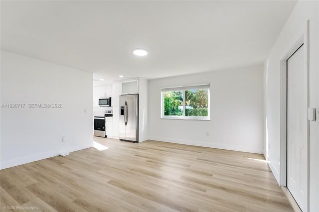 2820 NW 95th St 2, Miami, FL 33147