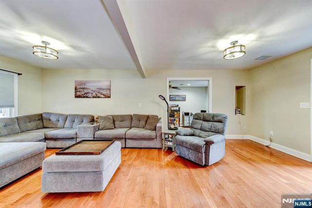 50 Winifred Drive, Totowa, NJ 07512