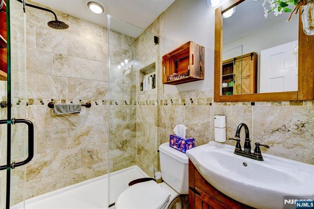 50 Winifred Drive, Totowa, NJ 07512