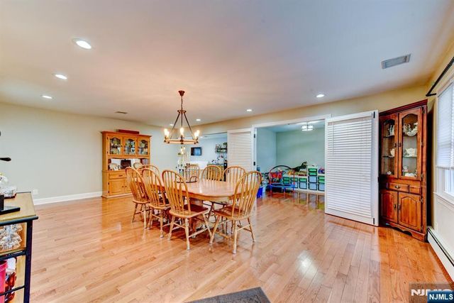 50 Winifred Drive, Totowa, NJ 07512