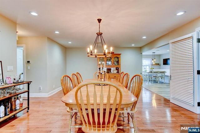 50 Winifred Drive, Totowa, NJ 07512