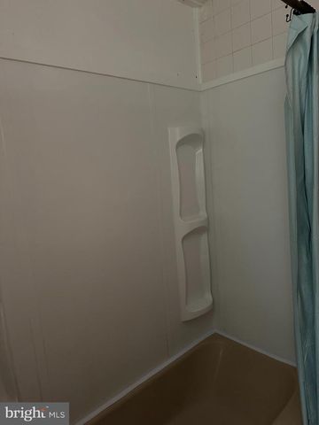 705 ANDERSON ST, Trenton, NJ 08611